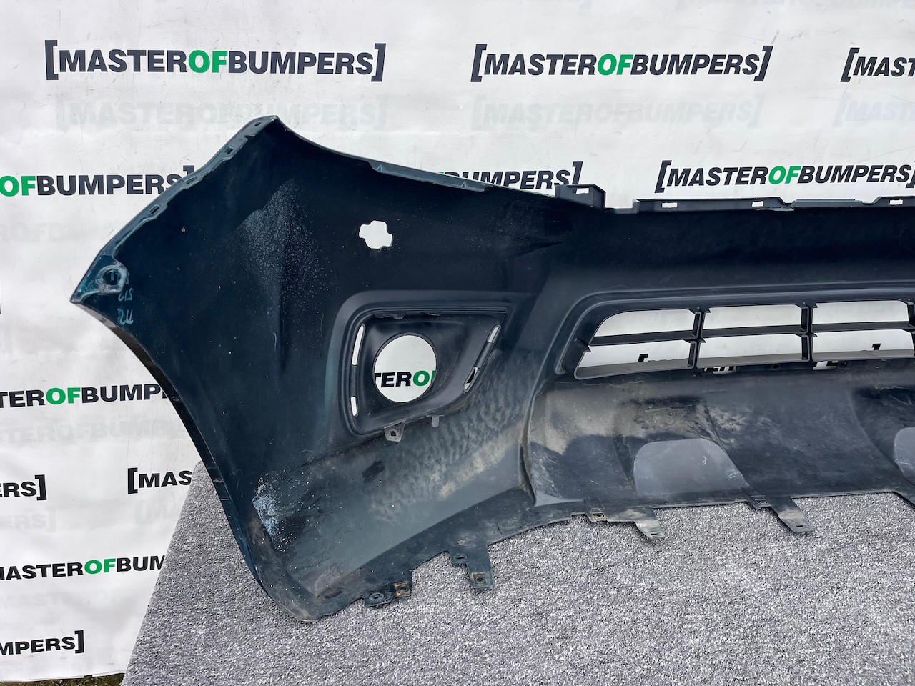Nissan Navara Tekna Pick Up Mk4 2016-2021 Front Bumper + Jets Genuine [l692]