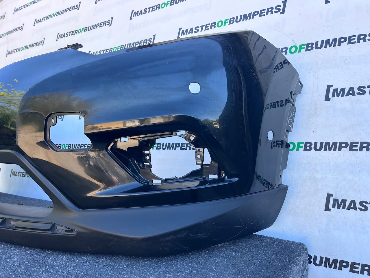 Nissan X Trail Acenta Mk3 2014-2017 Front Bumper 6 Pdc No Jets Genuine [l715]
