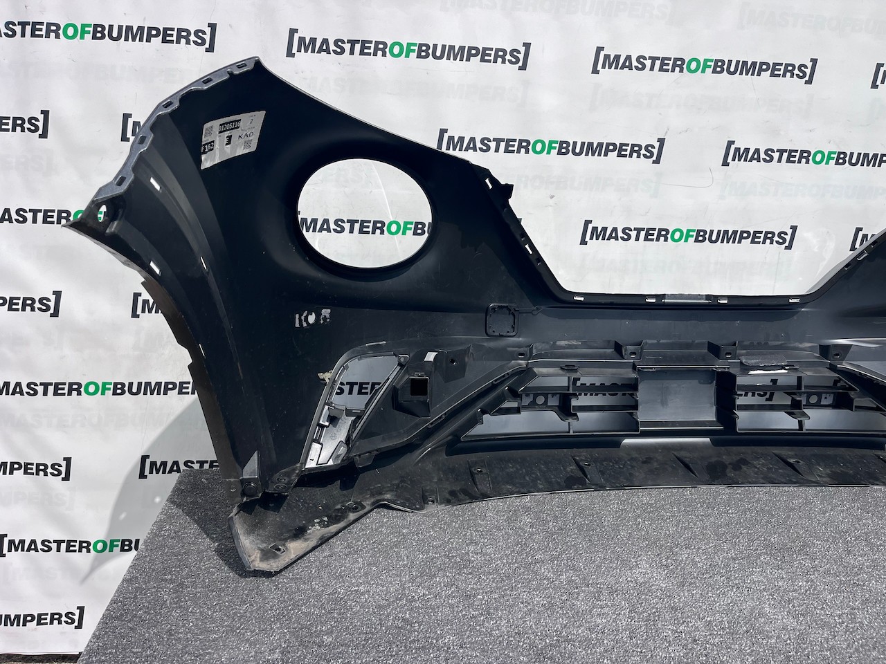 Nissan Juke Acenta Connect Mk2 2019-2025 Front Bumper 4 Pdc Genuine [l516]