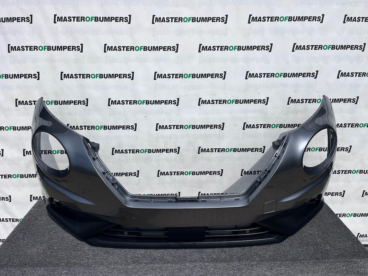 Nissan Juke Acenta Connect Mk2 2019-2025 Front Bumper 4 Pdc Genuine [l516]