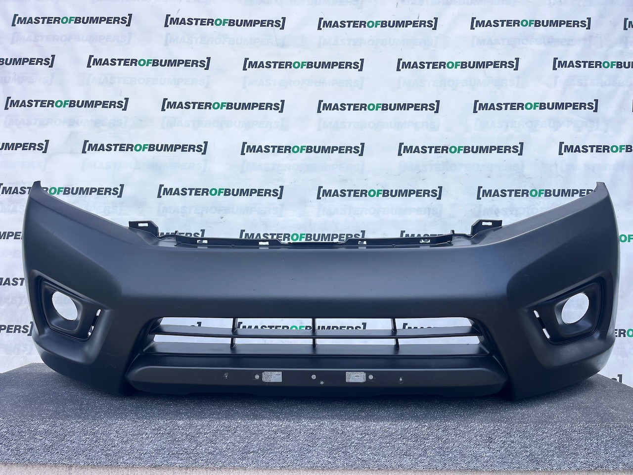 Nissan Navara Pick Up Mk4 2016-2021 Front Bumper Textured No Jets Genuine [l722]
