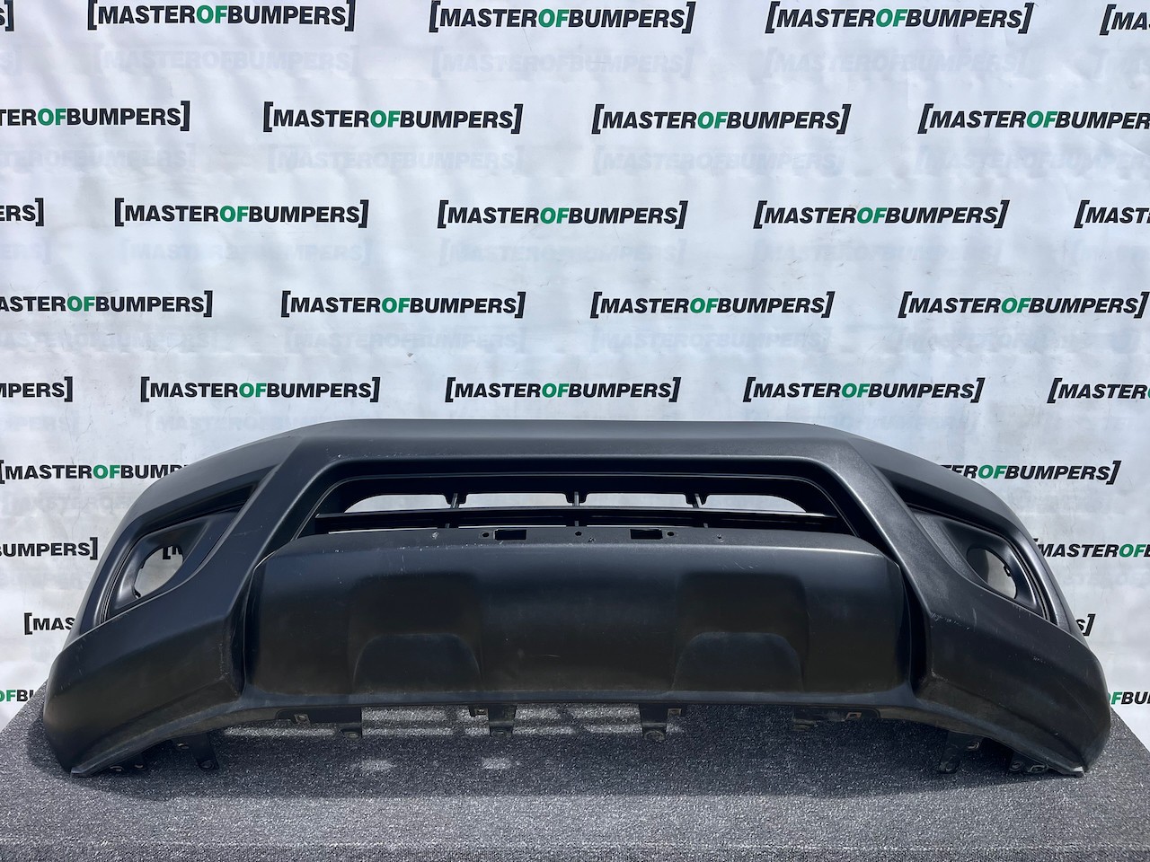 Nissan Navara Pick Up Mk4 2016-2021 Front Bumper Textured No Jets Genuine [l722]