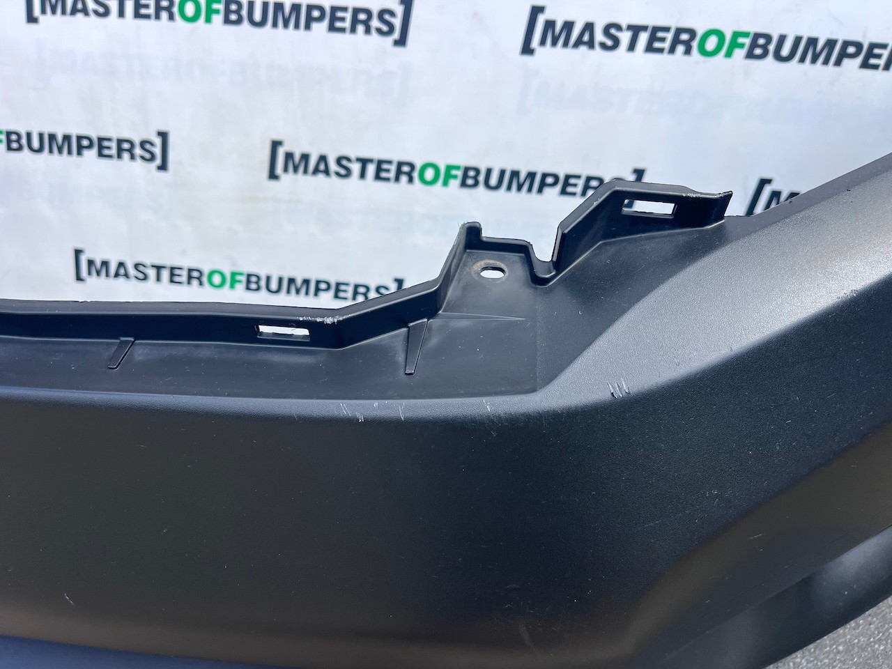 Nissan Navara Pick Up Mk4 2016-2021 Front Bumper Textured No Jets Genuine [l722]