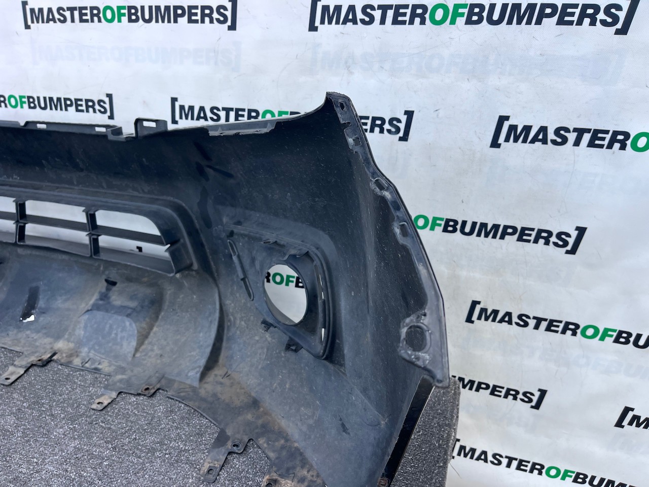 Nissan Navara Tekna Pick Up Mk4 2016-2021 Front Bumper No Jets Genuine [l723]