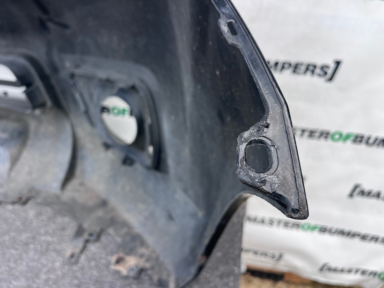 Nissan Navara Tekna Pick Up Mk4 2016-2021 Front Bumper No Jets Genuine [l723]