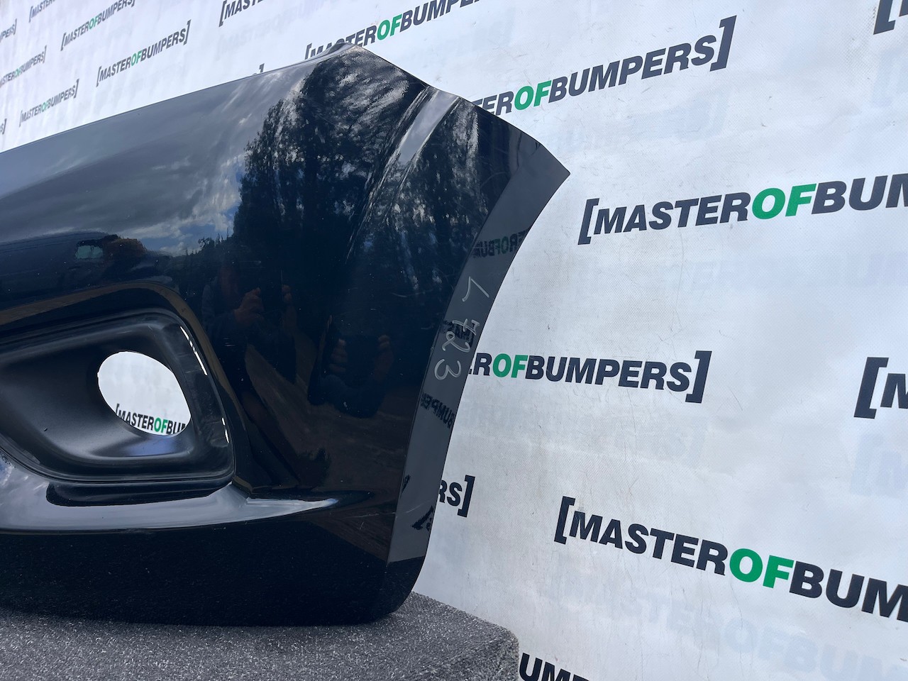 Nissan Navara Tekna Pick Up Mk4 2016-2021 Front Bumper No Jets Genuine [l723]