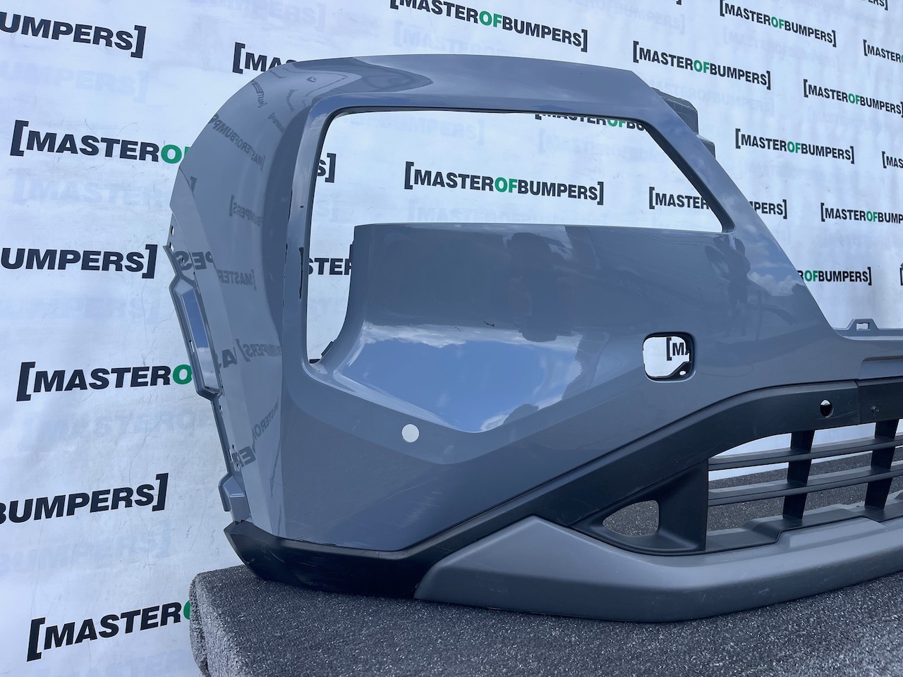 Nissan X Trail Acenta Mk4 2022-2026 Front Bumper 4 Pdc No Jets Genuine [l725]