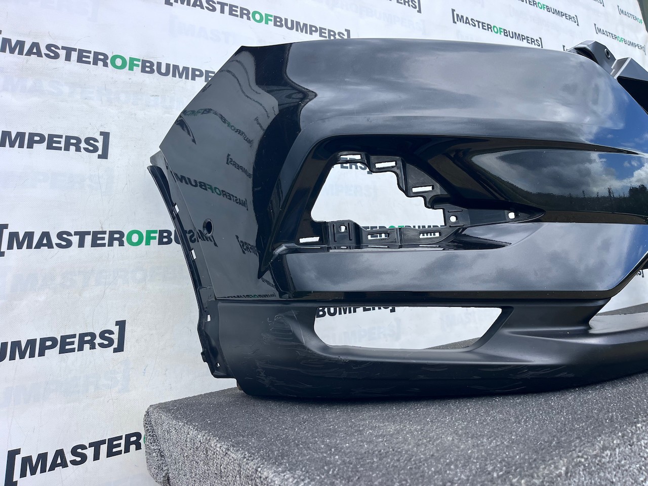 Nissan Qashqai Tekna Mk2 Lift 2017-2020 Front Bumper 6 Pdc No Jets Genuin [l732]