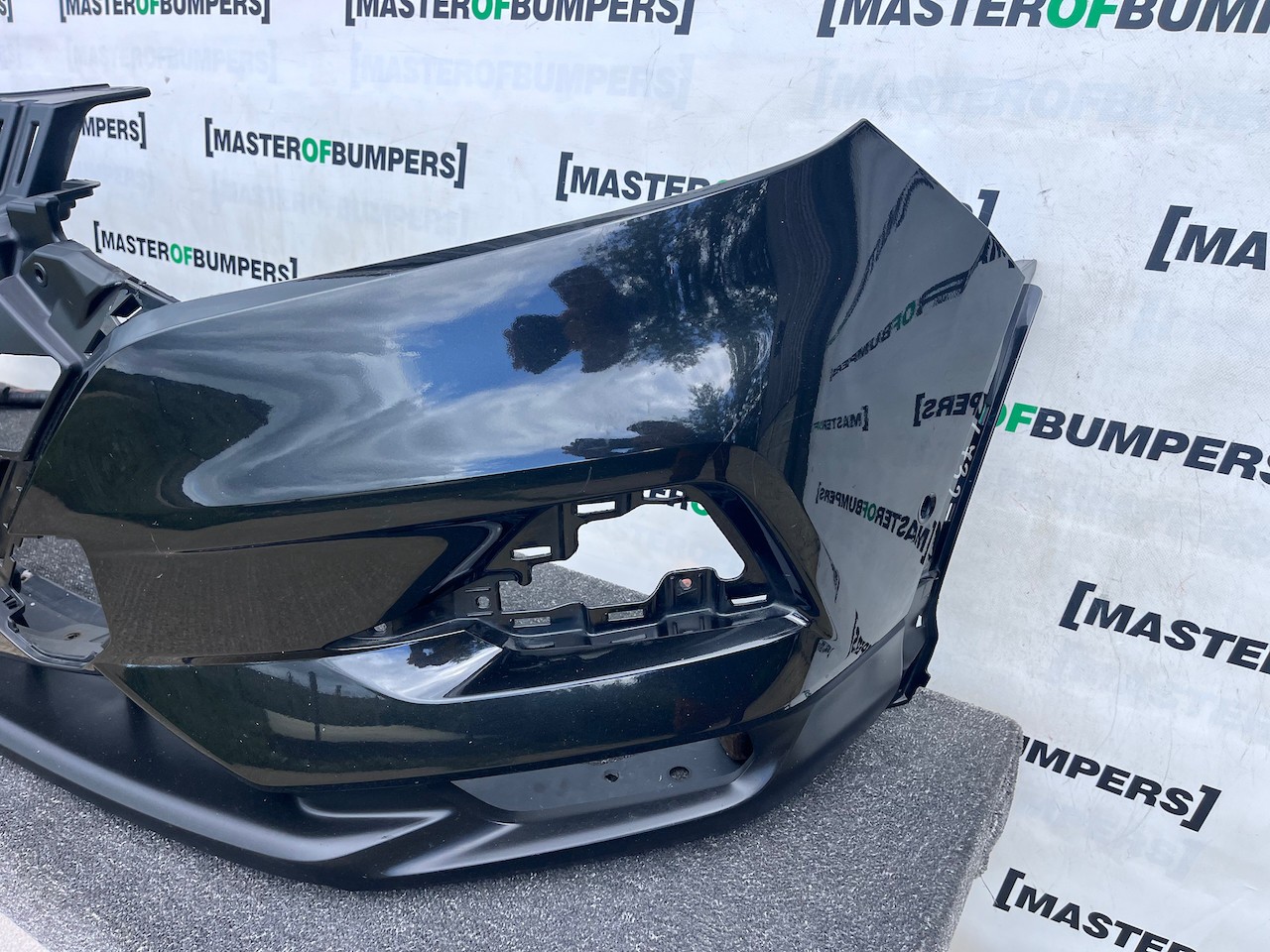 Nissan Qashqai Tekna Mk2 Lift 2017-2020 Front Bumper 6 Pdc No Jets Genuin [l732]