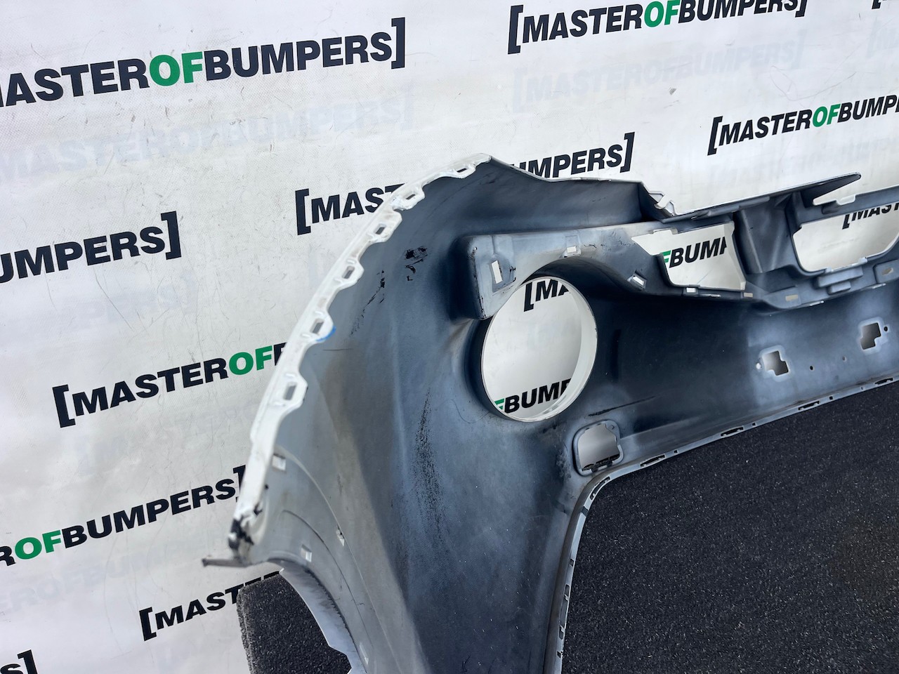Nissan Juke Mk1 Lift 2015 - 2019 Front Bumper Top Genuine [l737]