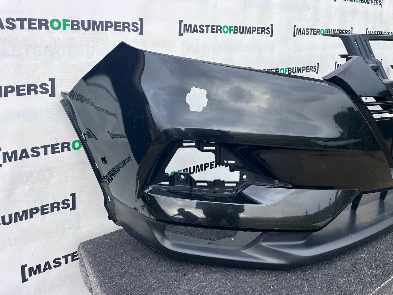 Nissan Qashqai Tekna Mk2 Lift 2017-2020 Front Bumper 6 Pdc + Jets Genuin [l743]