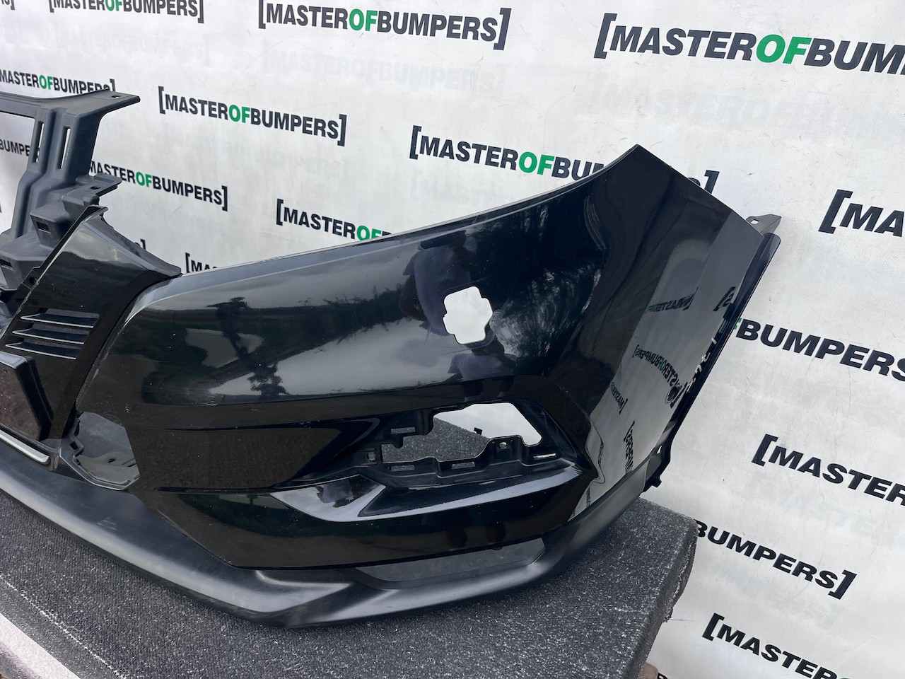Nissan Qashqai Tekna Mk2 Lift 2017-2020 Front Bumper 6 Pdc + Jets Genuin [l743]