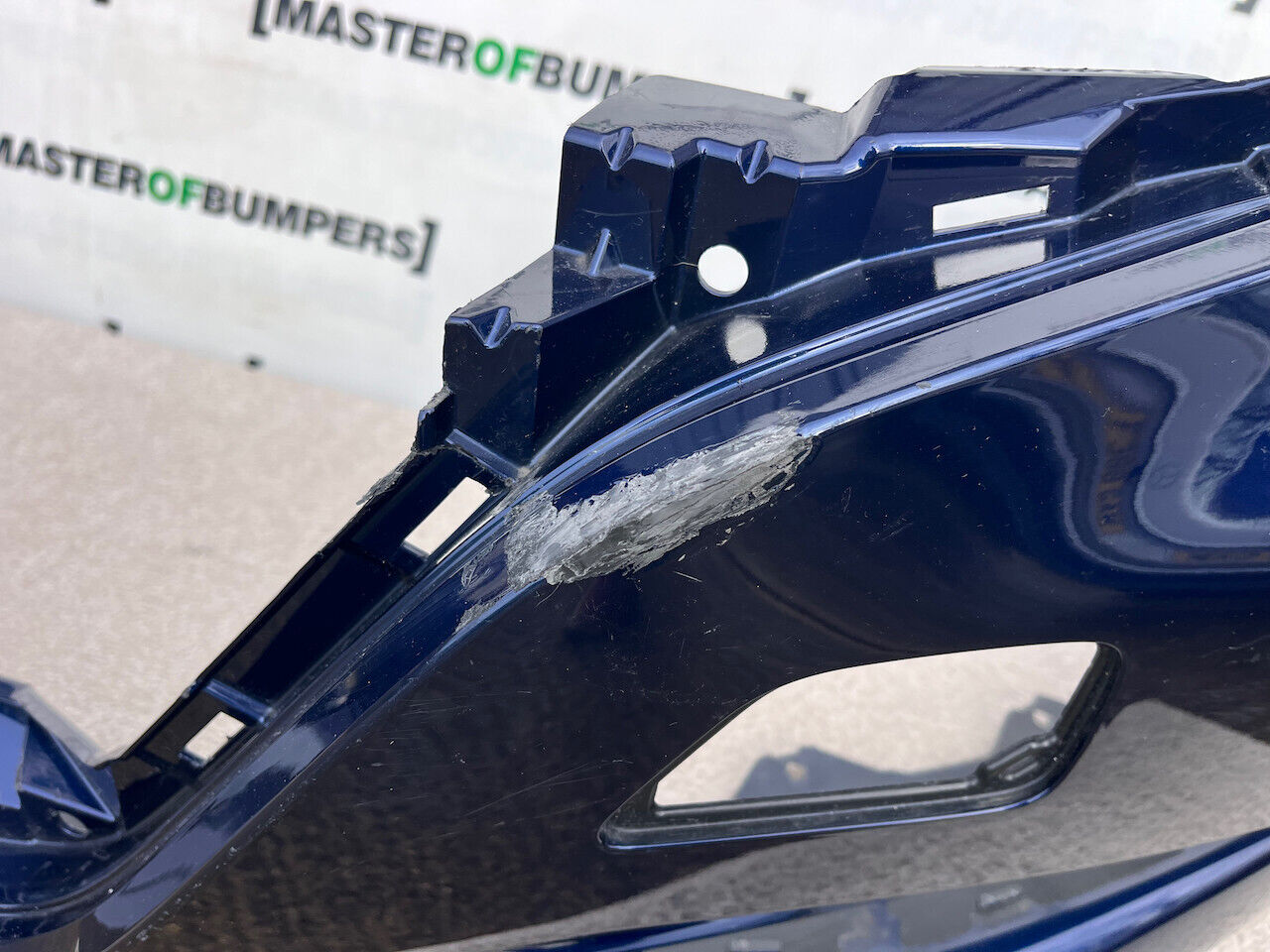 Nissan Leaf Tekna N-connecta Mk2 2017-2022 Front Bumper 4 Pdc Genuine [l598]