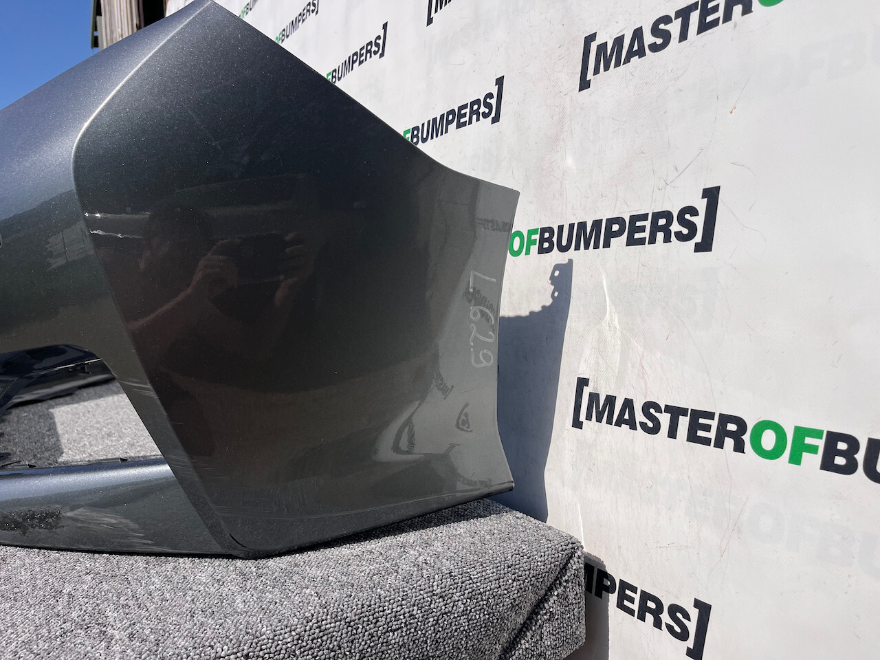 Nissan Leaf Tekna N-connecta Mk2 2017-2022 Front Bumper 4 Pdc Genuine [l629]