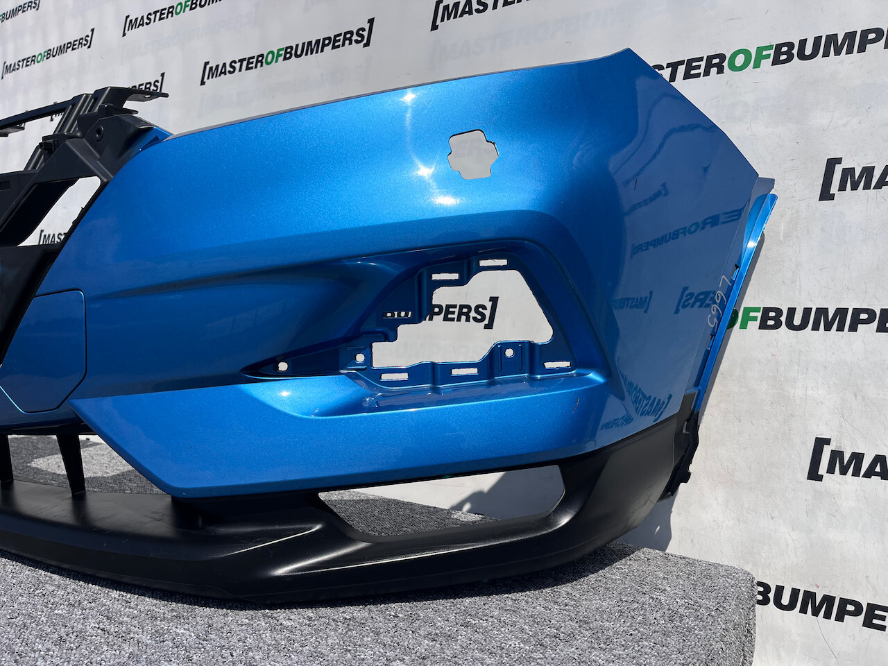 Nissan Qashqai Tekna Mk2 Lift 2017-2020 Front Bumper No Pdc +jets Genuine [l665]