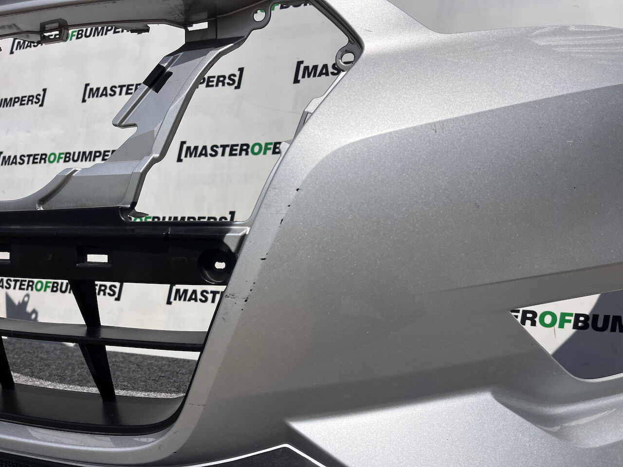 Nissan Micra Tekna Acenta K14 Hatchback 2017-2022 Front Bumper Genuine [l638]