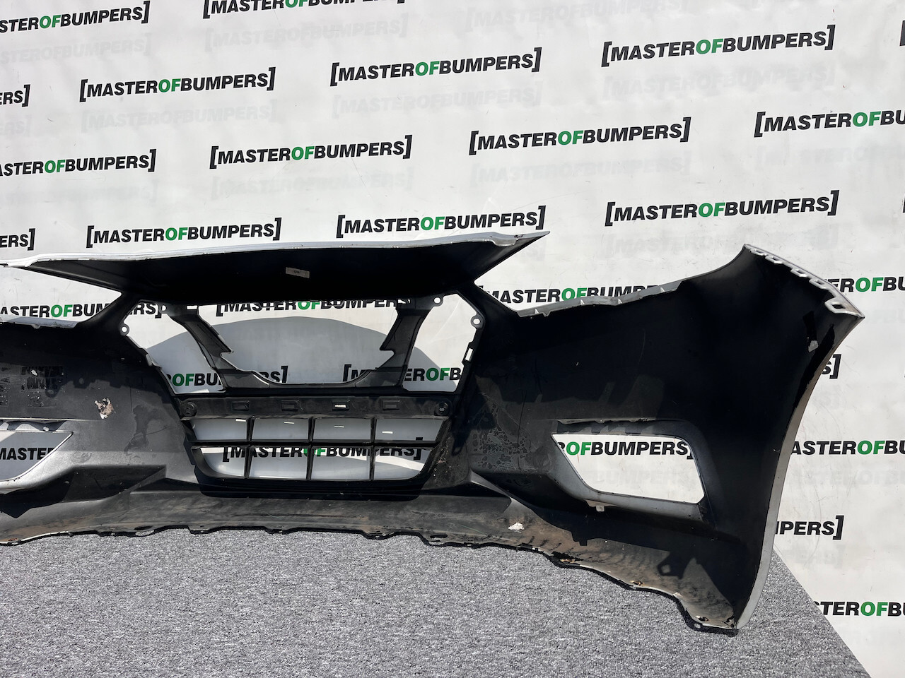 Nissan Micra Tekna Acenta K14 Hatchback 2017-2022 Front Bumper Genuine [l638]