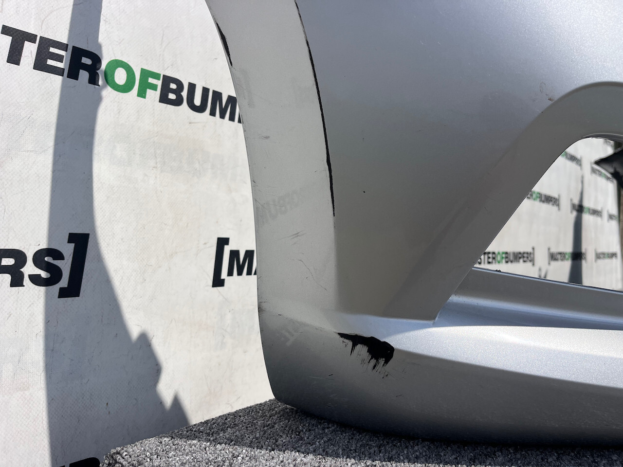 Nissan Micra Tekna Acenta K14 Hatchback 2017-2022 Front Bumper Genuine [l638]