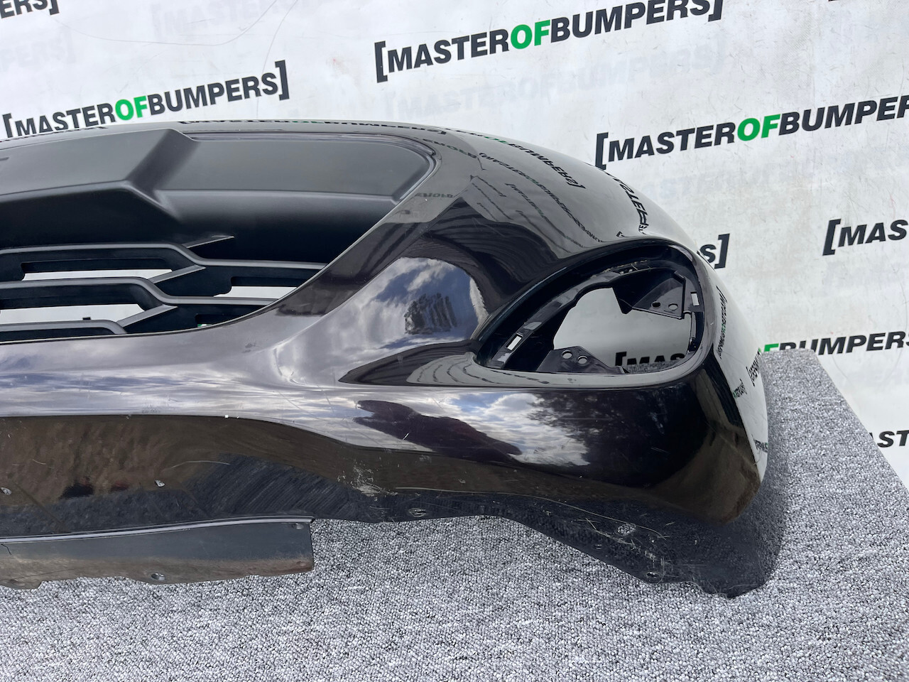 Nissan Micra Tekna Sport K13 Hatchback Lift 2014-2016 Front Bumper Genuine L633]