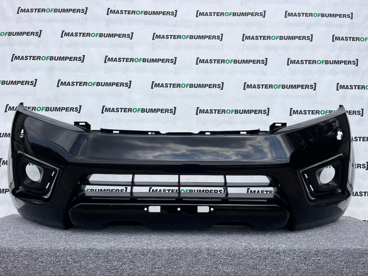 Nissan Navara Tekna Pick Up Mk4 2016-2021 Front Bumper + Jets Genuine [l650]