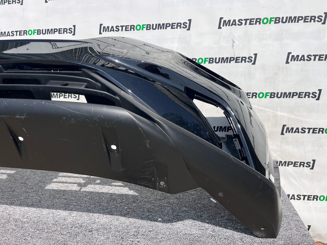 Nissan Juke Tekna N-connecta Mk2 2019 - 2024 Front Bumper 4 Pdc Genuine [l656]