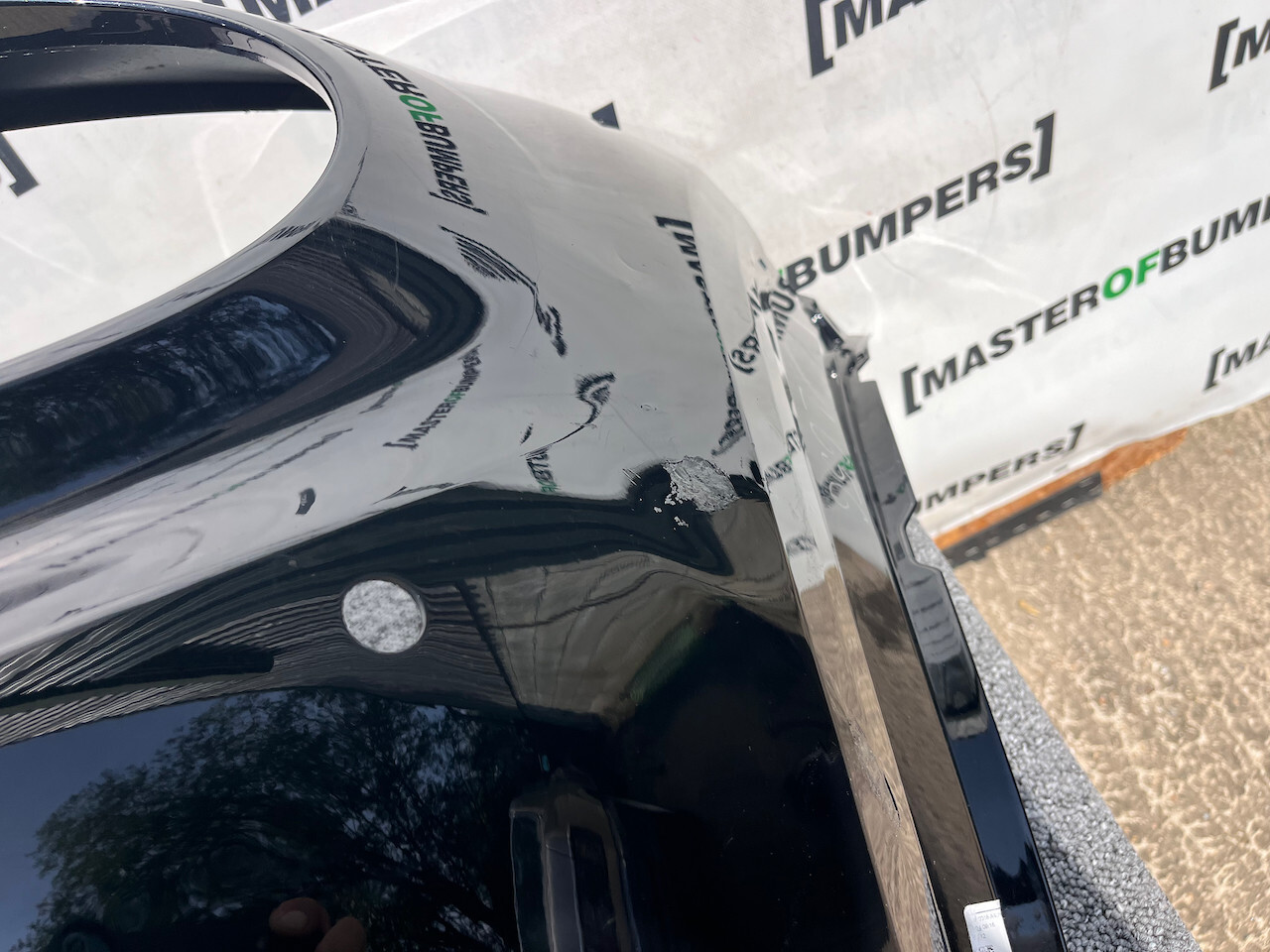 Nissan Juke Tekna N-connecta Mk2 2019 - 2024 Front Bumper 4 Pdc Genuine [l656]