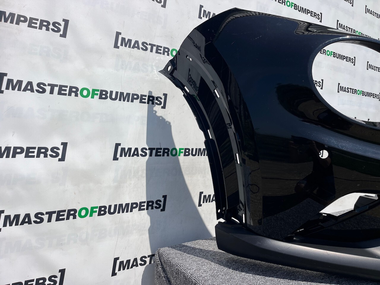 Nissan Juke Tekna N-connecta Mk2 2019 - 2024 Front Bumper 4 Pdc Genuine [l656]