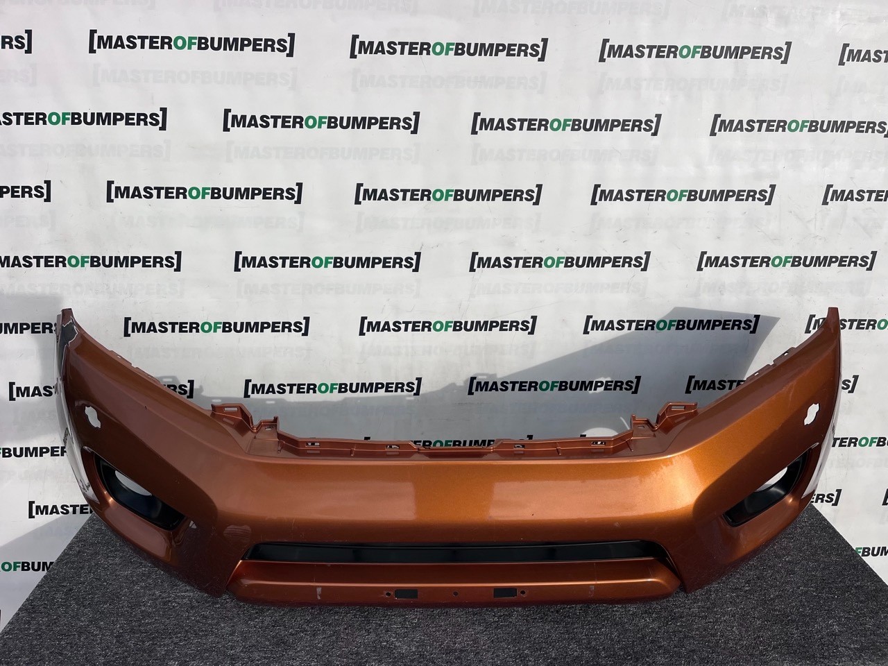 Nissan Navara Mk3 2016-2019 Front Bumper (for Model With Jets) Genuine [l667]