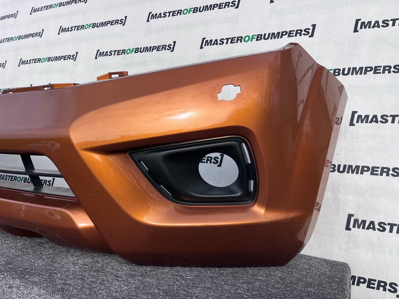 Nissan Navara Mk3 2016-2019 Front Bumper (for Model With Jets) Genuine [l667]