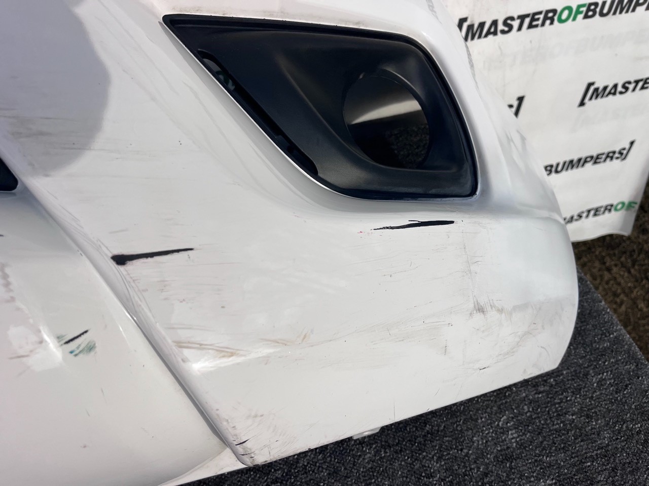 Nissan Navara Mk3 2016-2019 Front Bumper (for Model With Jets) Genuine [l668]