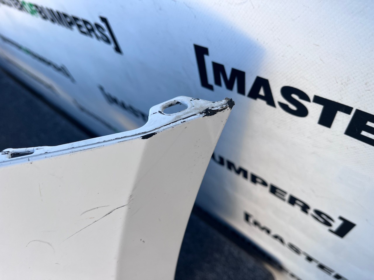 Nissan Navara Tekna Pick Up Mk4 2016-2021 Front Bumper No Jets Genuine [l677]