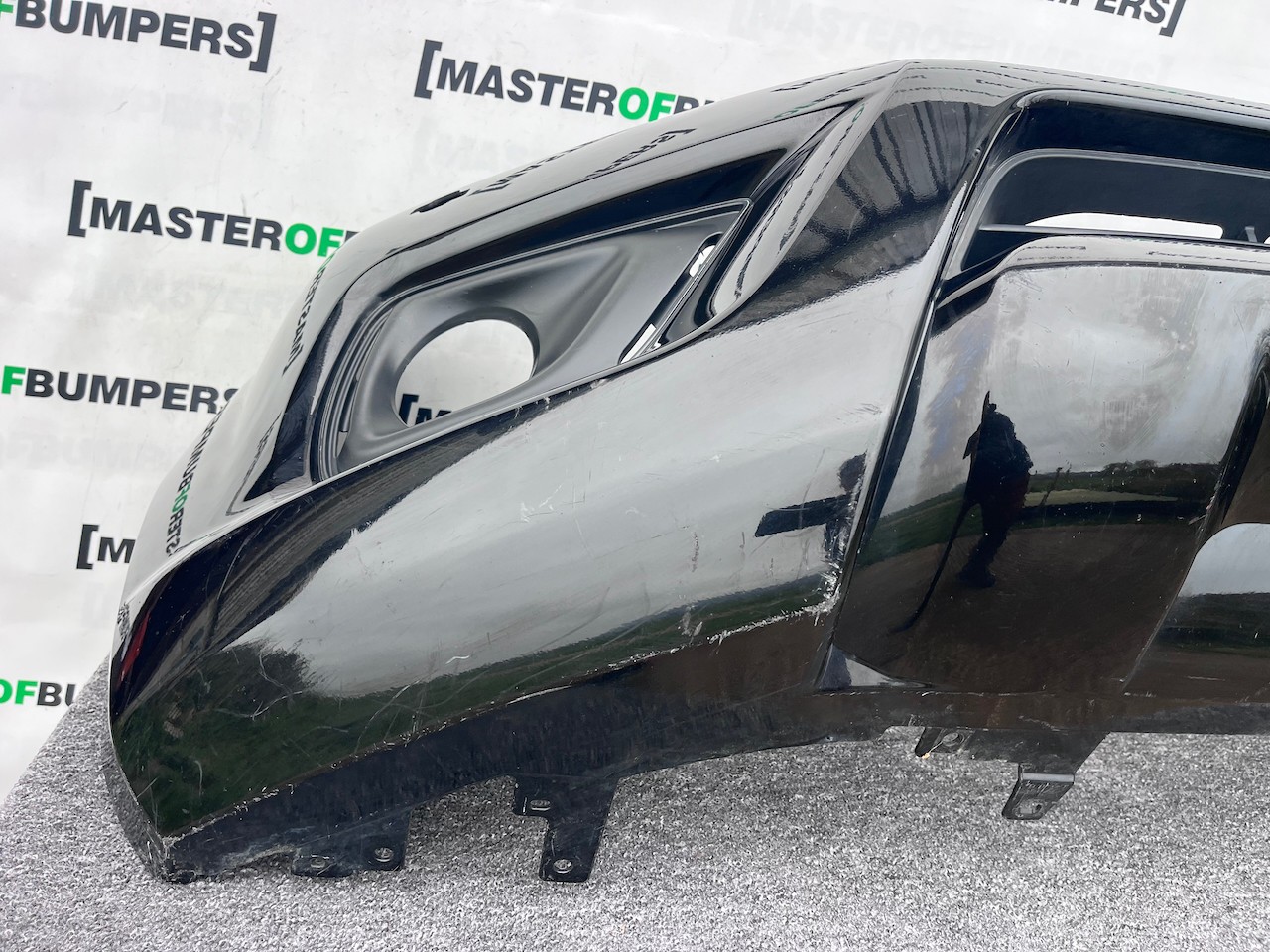 Nissan Navara Tekna Pick Up Mk4 2016-2021 Front Bumper + Jets Genuine [l695]