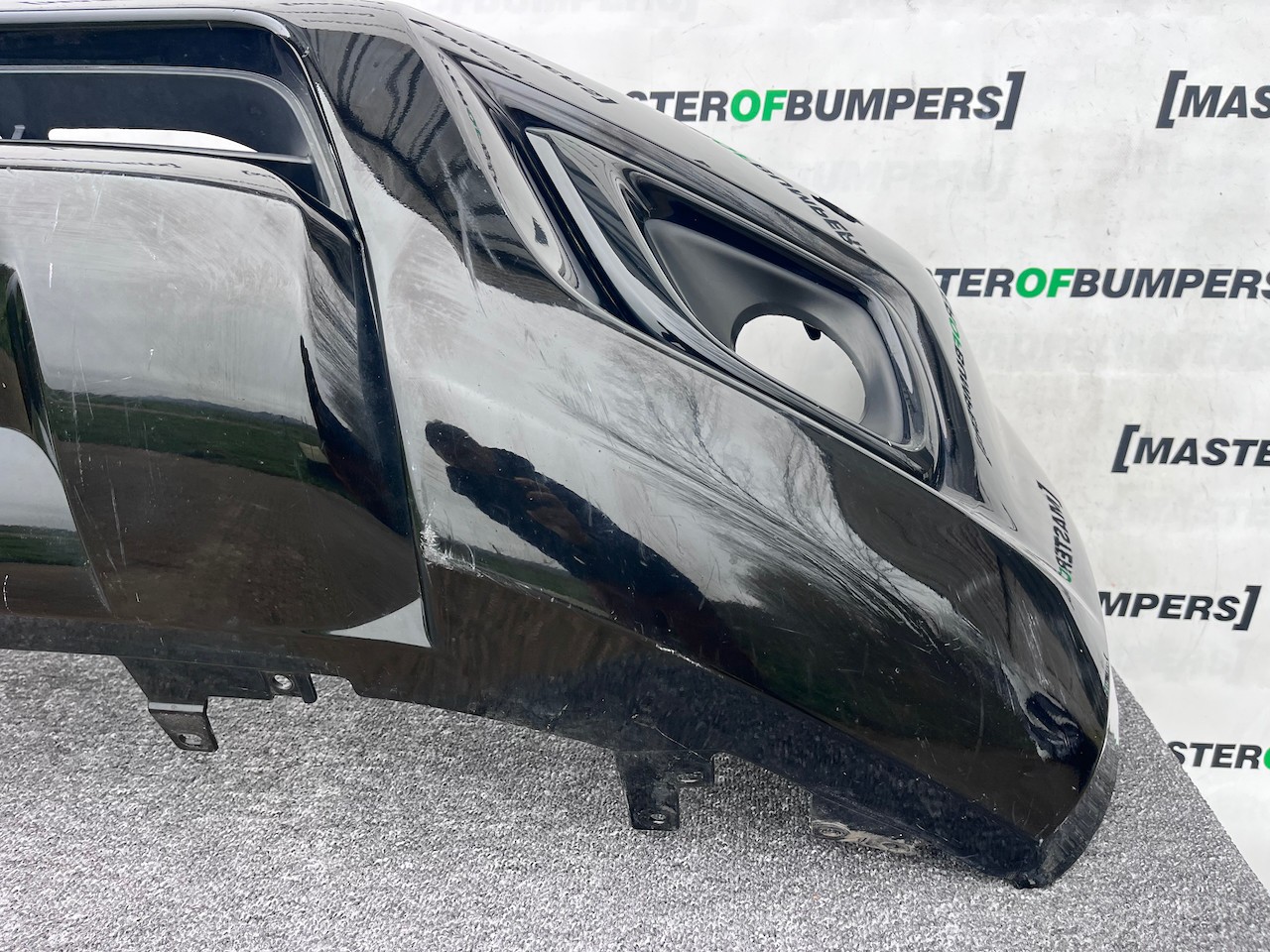 Nissan Navara Tekna Pick Up Mk4 2016-2021 Front Bumper + Jets Genuine [l695]