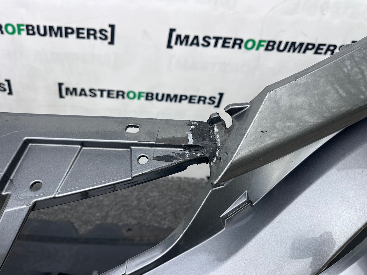 Nissan Juke Mk1 Face Lifting 2015 - 2019 Front Bumper Grey Genuine [l701]