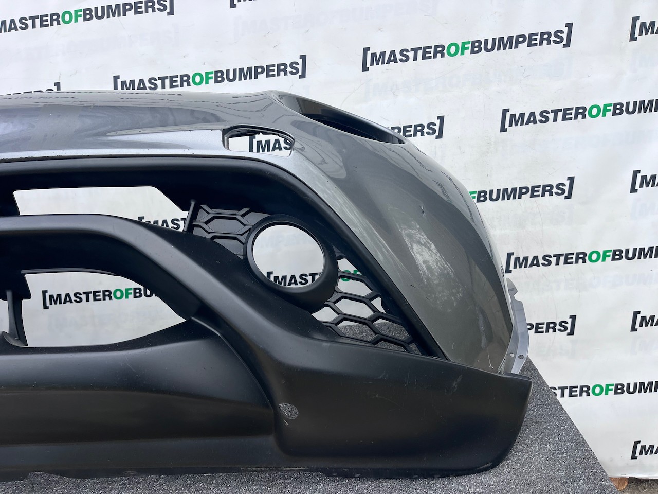 Nissan Juke Mk1 Face Lifting 2015 - 2019 Front Bumper Grey Genuine [l701]