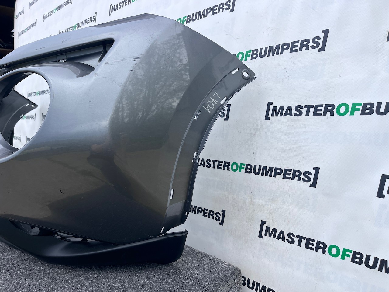 Nissan Juke Mk1 Face Lifting 2015 - 2019 Front Bumper Grey Genuine [l701]