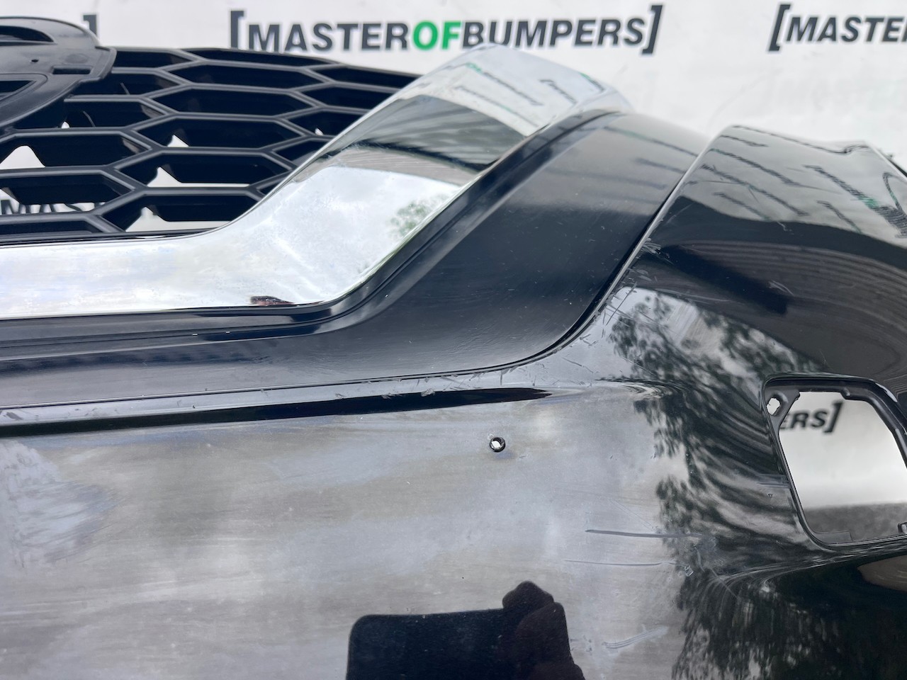 Nissan Juke Acenta Connect Mk2 2019-2025 Front Bumper Black W/lip Genuine [l712]