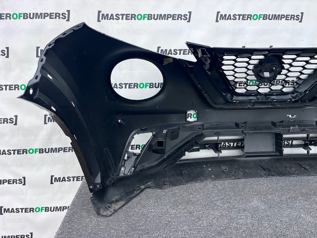 Nissan Juke Acenta Connect Mk2 2019-2025 Front Bumper Black W/lip Genuine [l712]