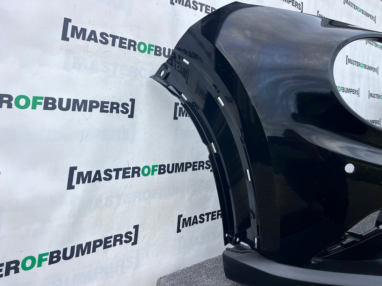 Nissan Juke Acenta Connect Mk2 2019-2025 Front Bumper Black W/lip Genuine [l712]