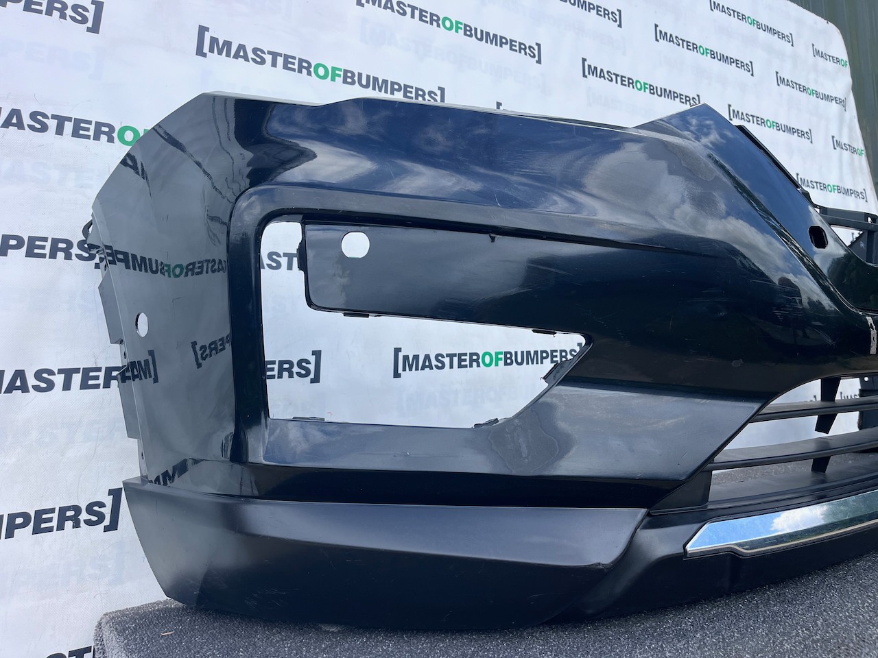 Nissan X Trail Acenta Mk3 Lift 2018-2021 Front Bumper 6 Pdc Genuine [l726]
