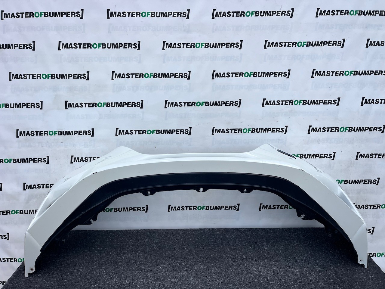 Nissan Leaf Tekna N-connecta Mk2 2017-2022 Front Bumper 4 Pdc Genuine [l727]