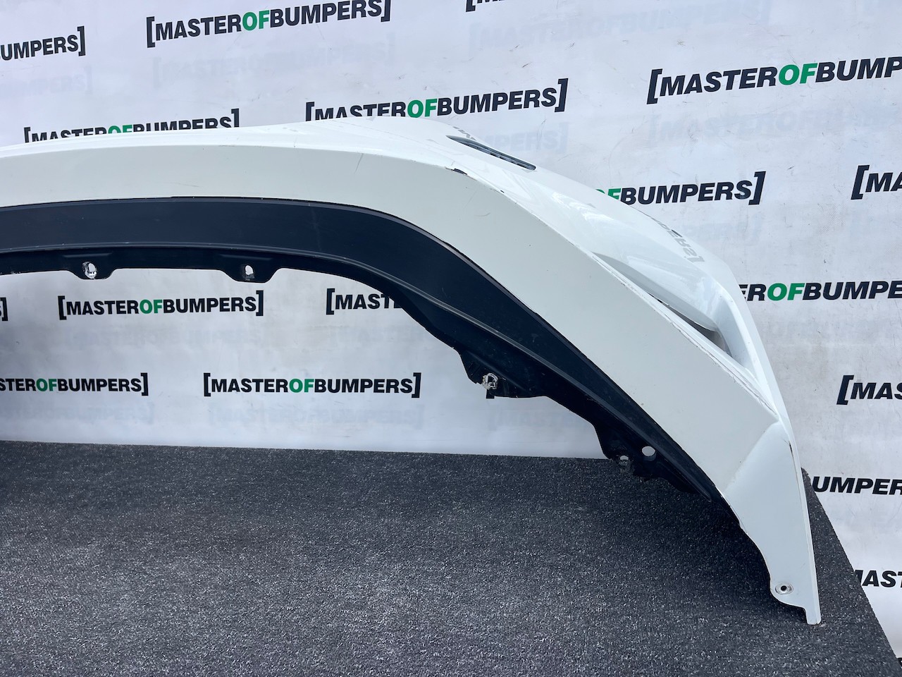 Nissan Leaf Tekna N-connecta Mk2 2017-2022 Front Bumper 4 Pdc Genuine [l727]