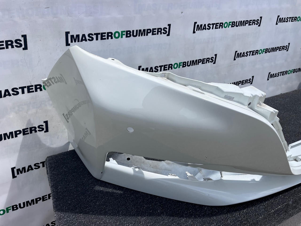 Nissan Leaf Tekna N-connecta Mk2 2017-2022 Front Bumper 4 Pdc Genuine [l727]