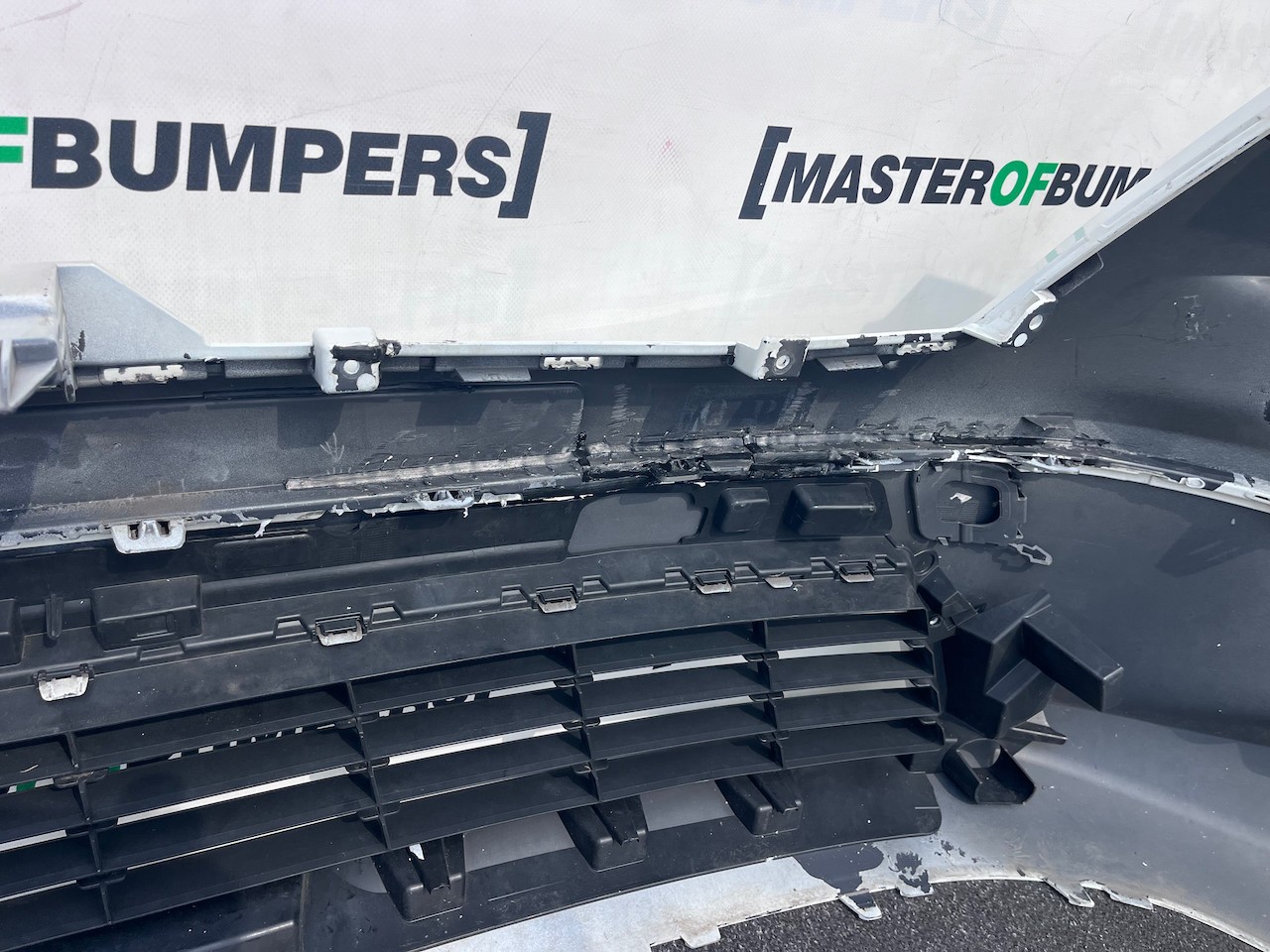 Nissan Primastar Van Nv300 Mk2 Lift 2021-2026 Front Bumper No Pdc Genuine [l735]