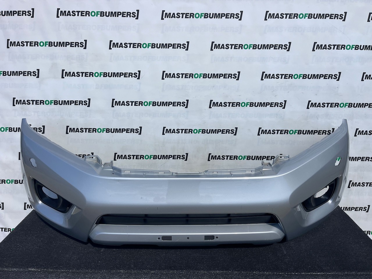 Nissan Navara Tekna Pick Up Mk4 2016-2021 Front Bumper + Jets Genuine [l739]