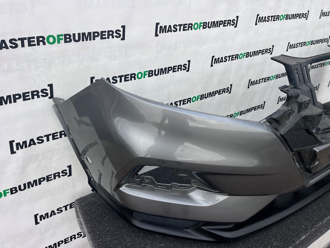 Nissan Qashqai Tekna Mk2 Lift 2017-2020 Front Bumper 6 Pdc No Jets Genuin [l728]