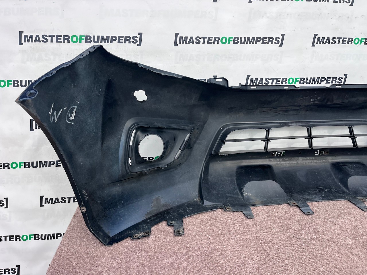 Nissan Navara Tekna Pick Up Mk4 2016-2021 Front Bumper + Jets Genuine [l746]