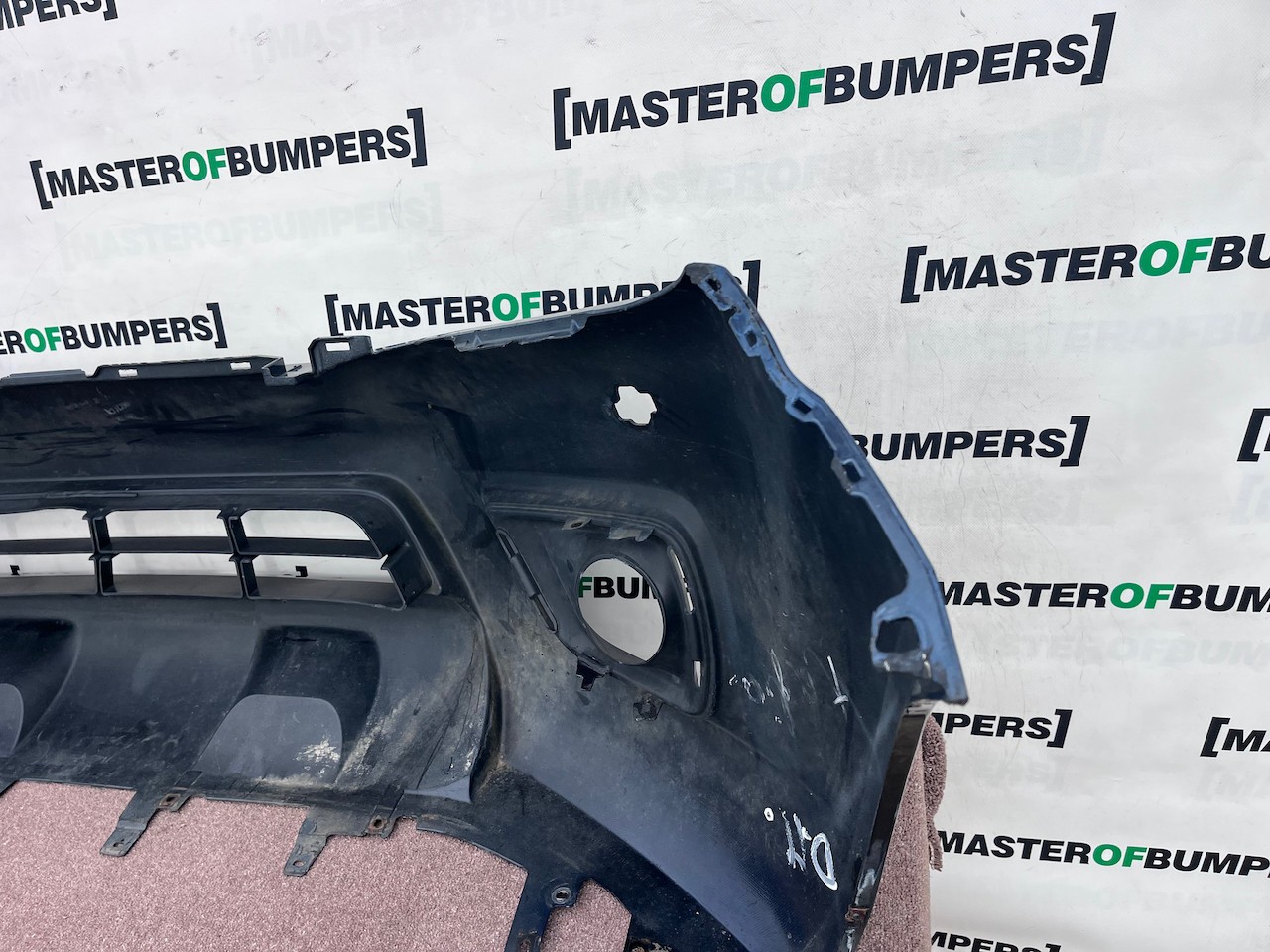 Nissan Navara Tekna Pick Up Mk4 2016-2021 Front Bumper + Jets Genuine [l746]