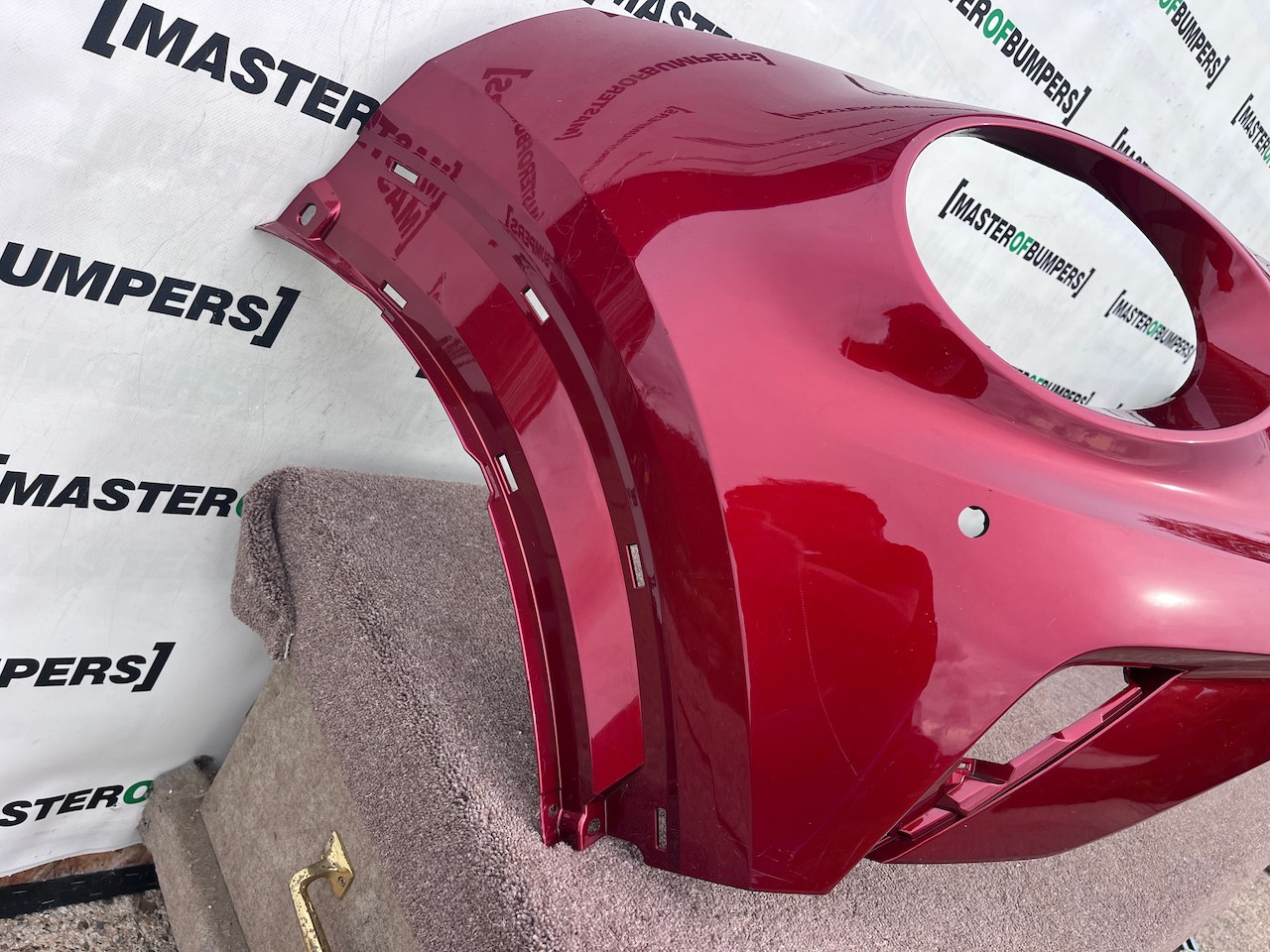 Nissan Juke Tekna N-connecta Mk2 2019 - 2024 Front Bumper 4 Pdc Genuine [l747]