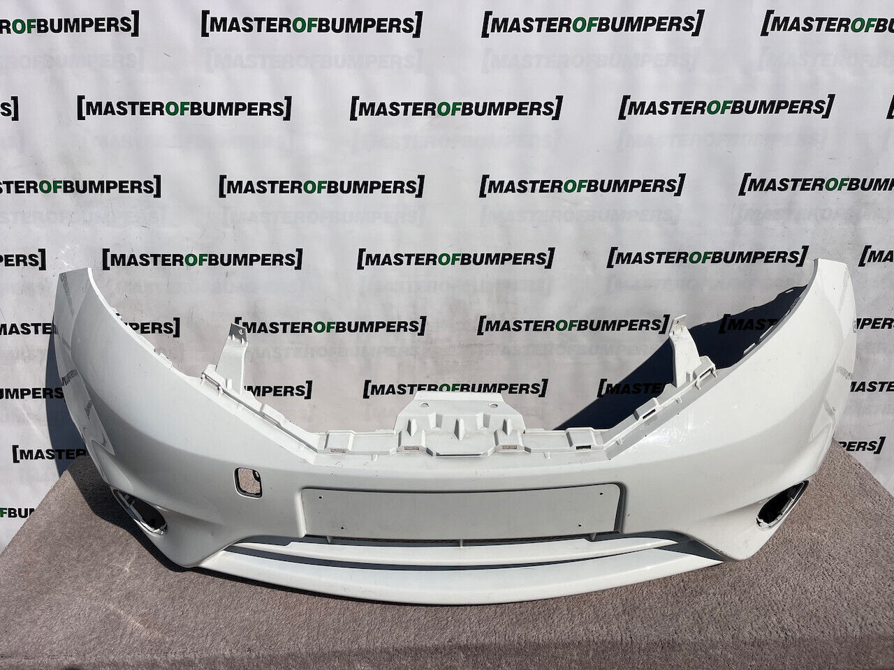 Nissan Note Tekna Sport Hatchback 2012-2016 Front Bumper Genuine [l619]